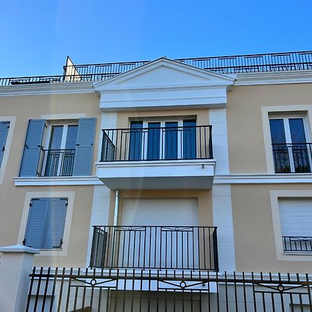 Elegant Appartement Minimaliste Entre Paris Et Disney Noisy-le-Grand Buitenkant foto