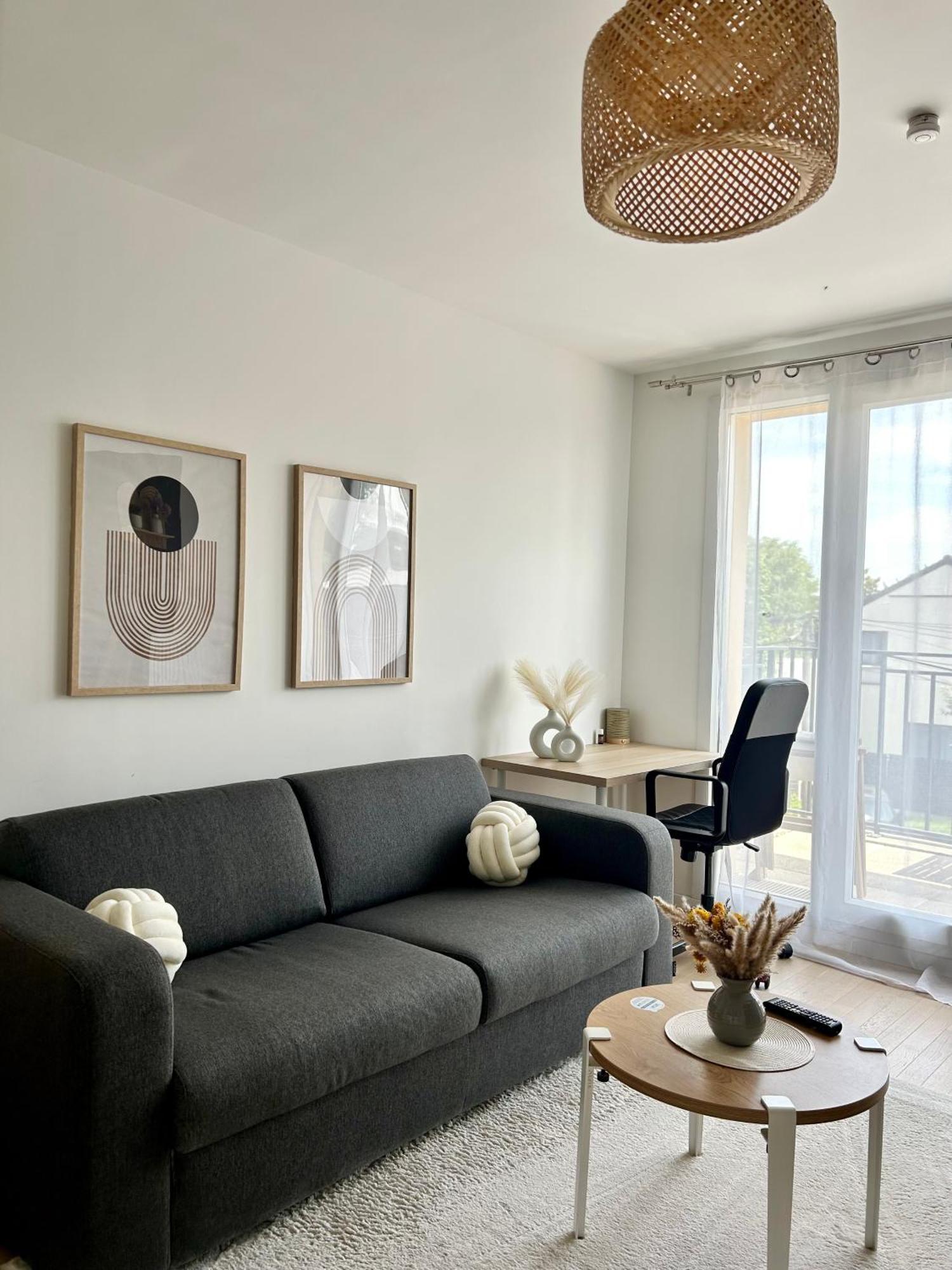 Elegant Appartement Minimaliste Entre Paris Et Disney Noisy-le-Grand Buitenkant foto